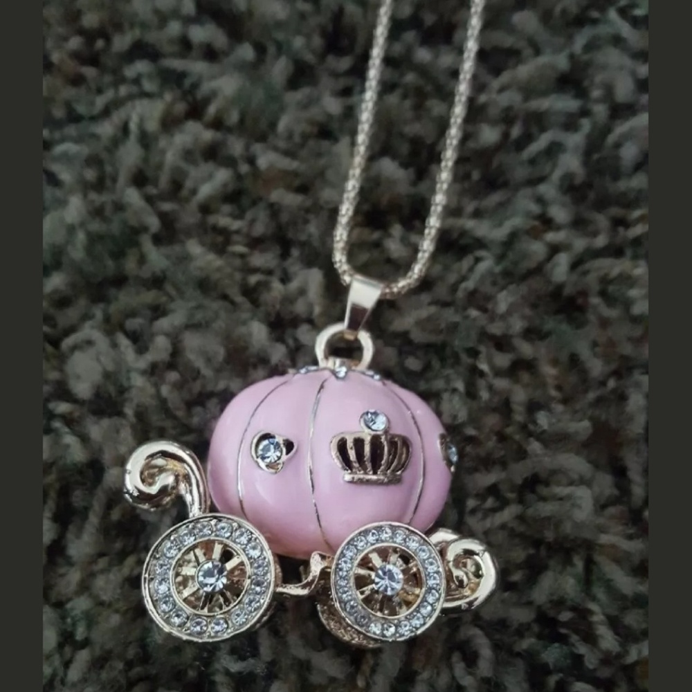 Betsey Johnson pink carriage necklace